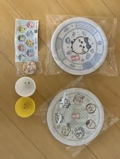 ちいかわ くら寿司 コラボ 寿司皿 ハチワレ 全員集合　うさぎピンバッジ