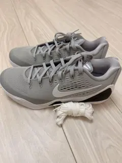 NIKE KOBE 9 EM LOW サイズ27cmのサムネイル