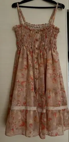 花柄ノースリーブひざ丈ワンピース