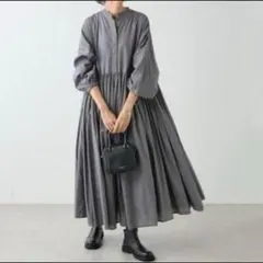 グレー ギャザーワンピース フォーマル シンプル