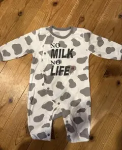 牛柄ロンパース 60-70cm