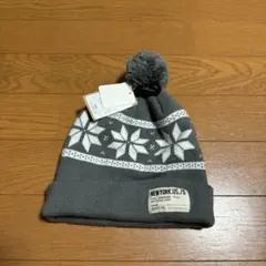 タグ付き　毛糸の帽子　フリーサイズ　ボンボン帽子　ニット帽　防寒　雪遊び