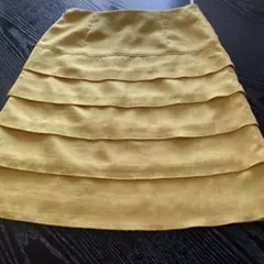 23区イエローフリルタイトスカート