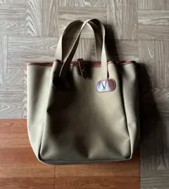 Brady ブレディ DERWENT