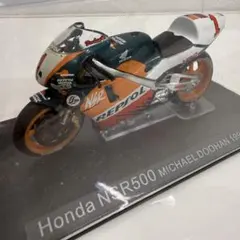 ★レトロ品★ホンダ NSR500 マイケルドゥーハン 1998年 ミニカーのサムネイル