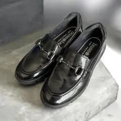 bussola ブラック厚底エナメルローファー サイズ35(22.5～23cm)のサムネイル