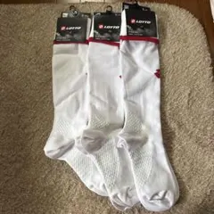 新品タグ付き　LOTTOサッカーソックス3足セット　25〜27
