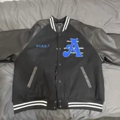 H.I.A.G.T. 刺繍 ブラックスタジャン