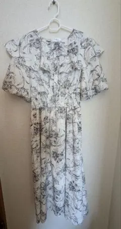 Hudson honey 花柄フリルワンピース Mサイズ