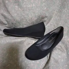 黒のウェッジヒールパンプス 23.5cm