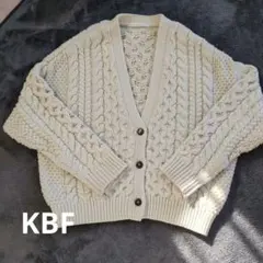 KBF ケービーエフ ケーブルニットカーディガンのサムネイル