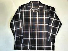 美品/GU 黒と茶色のチェック柄長袖シャツ