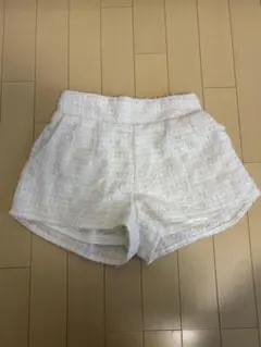 DaTuRa ホワイト ツイード ショートパンツ