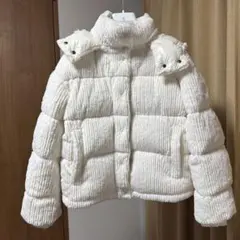【希少】値下げ不可　MONCLER ホワイト ダウンジャケット フード付き