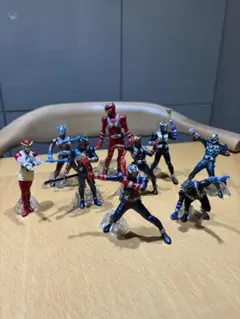 ガシャポン HG仮面ライダー響鬼 フィギュア 9種セットのサムネイル
