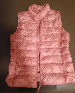 ピンクダウンベスト