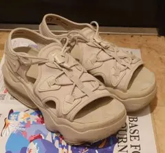 ナイキ エアマックスココ ベージュ サイズ US7 24cm