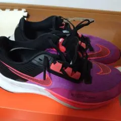 h*u様 Nike ランニングシューズ 紫/黒/オレンジ