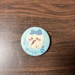 ちいかわ ちいかわもぐもぐ本舗缶バッジ ハチワレ