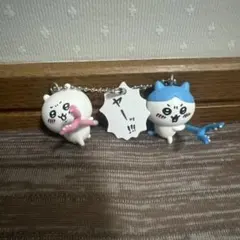 ちいかわ　ハチワレ　フィギュアキーホルダー　ガチャガチャ　カプセルトイ　ヤー