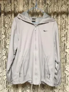 ナイキパーカー