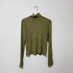 A part by ハイネックインナー