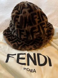 FENDI フェンディ　FFロゴ　ズッカ柄　バケットハット FENDI フェンディ FFロゴ ズッカ柄 バケットハット ボア 即日発送
