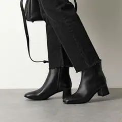 Item thumbnail for item 3aa1206b-e9cc-49a2-8ea2-e67d88395ec1