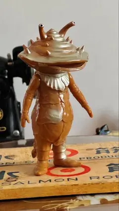 ウルトラマン ウルトラQ カネゴンの繭 エクスプラス ソフビ 怪獣 ウルトラマン ウルトラQ カネゴンの繭 エクスプラス ソフビ 怪獣