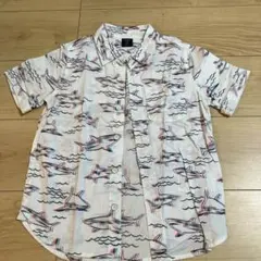 babyGap サメ柄 半袖シャツ 5歳用　110