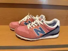 ニューバランス WR996PYA 23.5cm 軽量 人気カラー