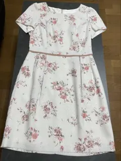 レッセパッセ　花柄半袖ワンピース