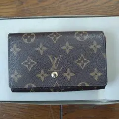 LOUIS VUITTON モノグラム 三つ折り財布のサムネイル