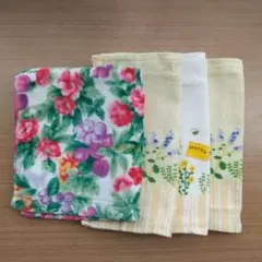 MARIO VALENTINO 他タオルハンカチ4枚セット