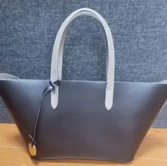 【ローラデマッジオ】⭐本革⭐キーホルダー付き⭐手さげバック⭐ブラック×ベージュ