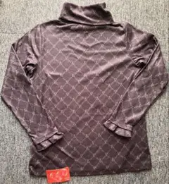 【＆LOVE】LOVEロゴグラム　プルオーバー　 Ｍ　ハイネック