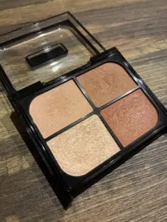 KATE バウンシーチークシャドウ BE-1