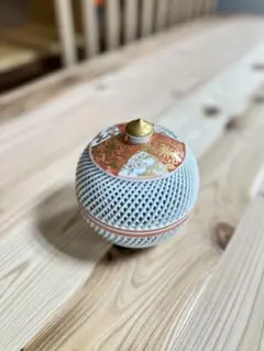 1978 有田焼　西浦琴峰作　白磁篭目焼　湯呑　2客　未使用 2025年最新】西浦琴峰の人気アイテム - メルカリ