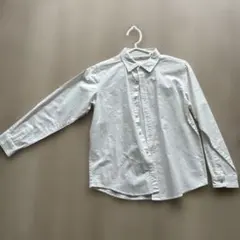 白シャツ
