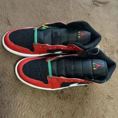 値下げ エアジョーダン1 MID SE レッド/ブラック/ホワイト