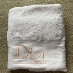 Dior バスタオル 黒と白 ロゴ入り Dior バスタオル 黒と白 ロゴ入り