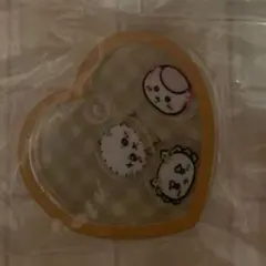 シャカシャカキーホルダー　ちいかわ　きゃらシャカ　栗まんじゅう　ラッコ　シーサー