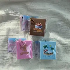 3個セット　ファンタジーブック　ガチャガチャ