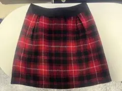 チェックスカート