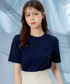 エンボスロゴＴシャツのサムネイル