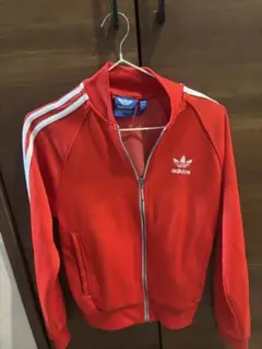 adidas レッド ジップアップジャージ XS
