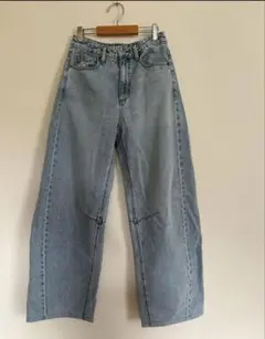 GU バレルレッグジーンズ デニムパンツ ワイドパンツ バギーパンツ ブルーのサムネイル
