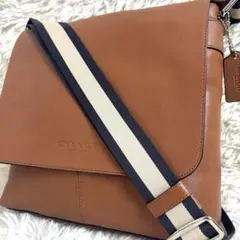 美品✨COACH メッセンジャーバッグ ストライプ キャメル レザー