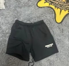 エッセンシャルズハーフパンツSのサムネイル