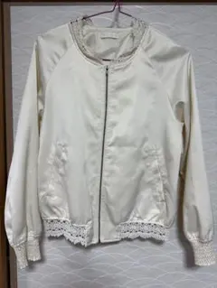 earth music&ecology アイボリー ジップアップジャケット S